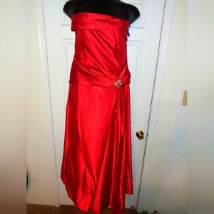 Ladie's strapless Crimson / Red satin gown by Fiesta w/ silver rhinestone broch